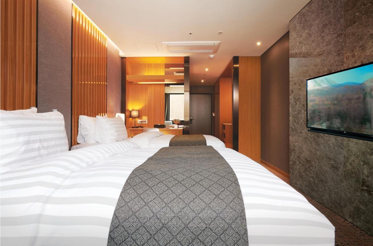 Jeongseon Intoraon Hotel Exterior photo