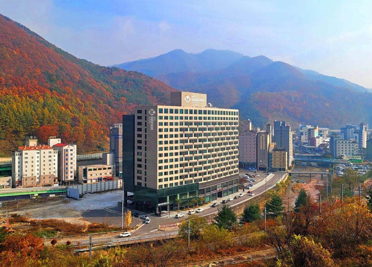 Jeongseon Intoraon Hotel Exterior photo